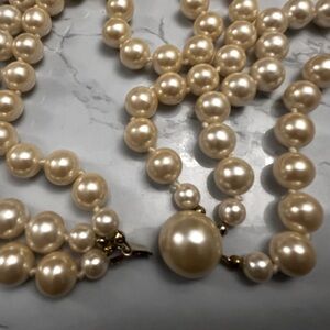 Vintage faux pearl necklace